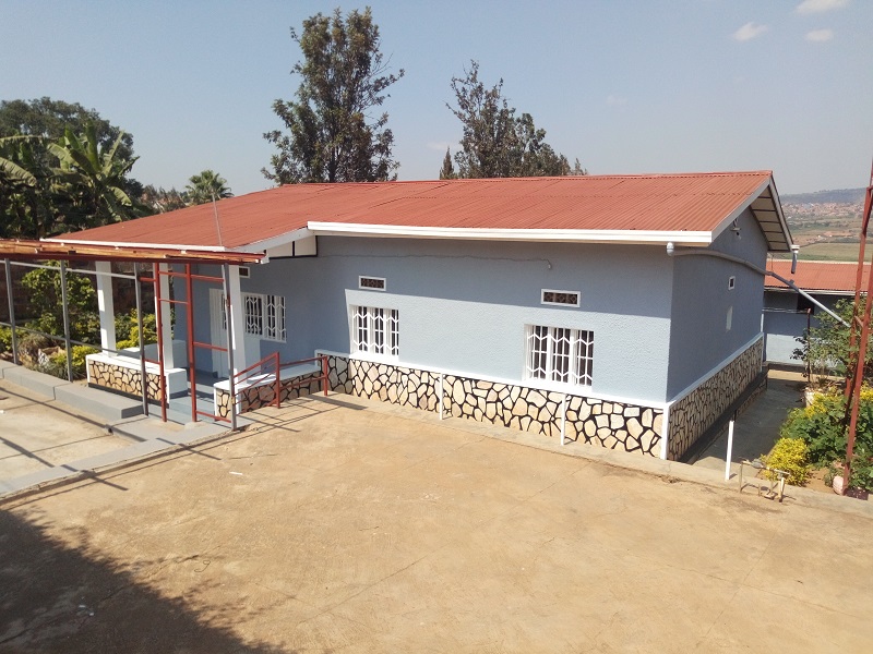 A 4 BEDROOM HOUSE IN BIG COMPOUND AT KABEZA
